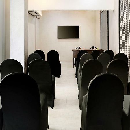 Ibis Malioboro Hotell Yogyakarta Eksteriør bilde