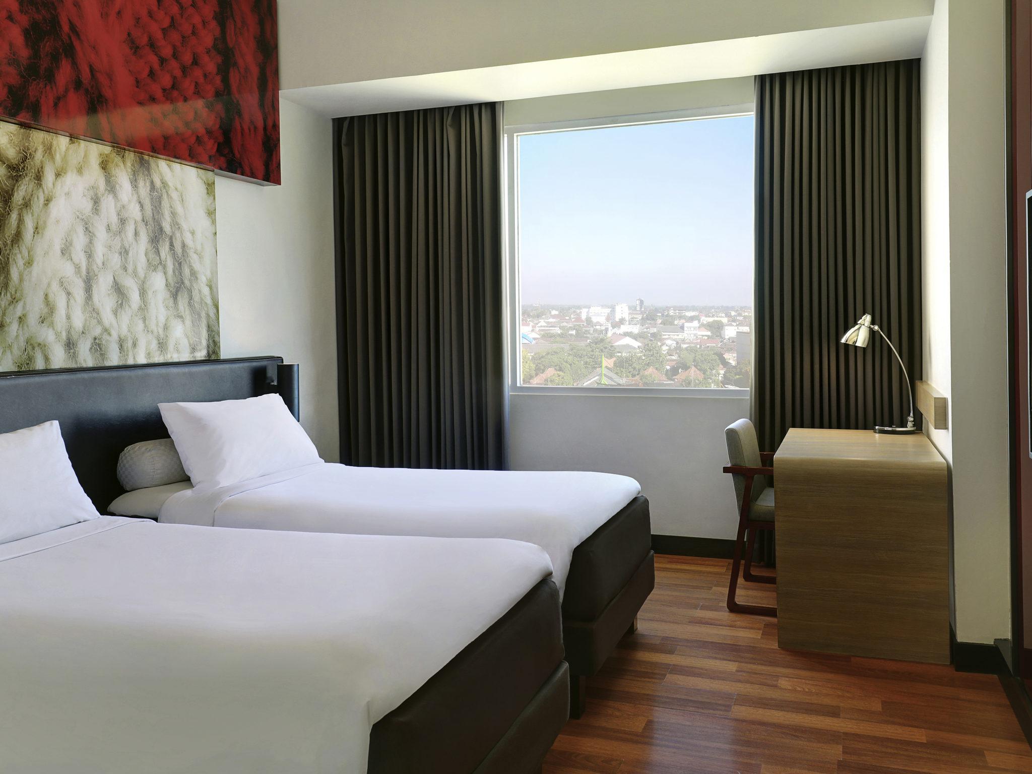 Ibis Malioboro Hotell Yogyakarta Eksteriør bilde