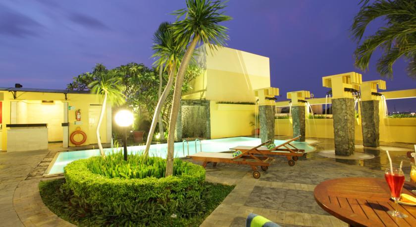 Ibis Malioboro Hotell Yogyakarta Eksteriør bilde