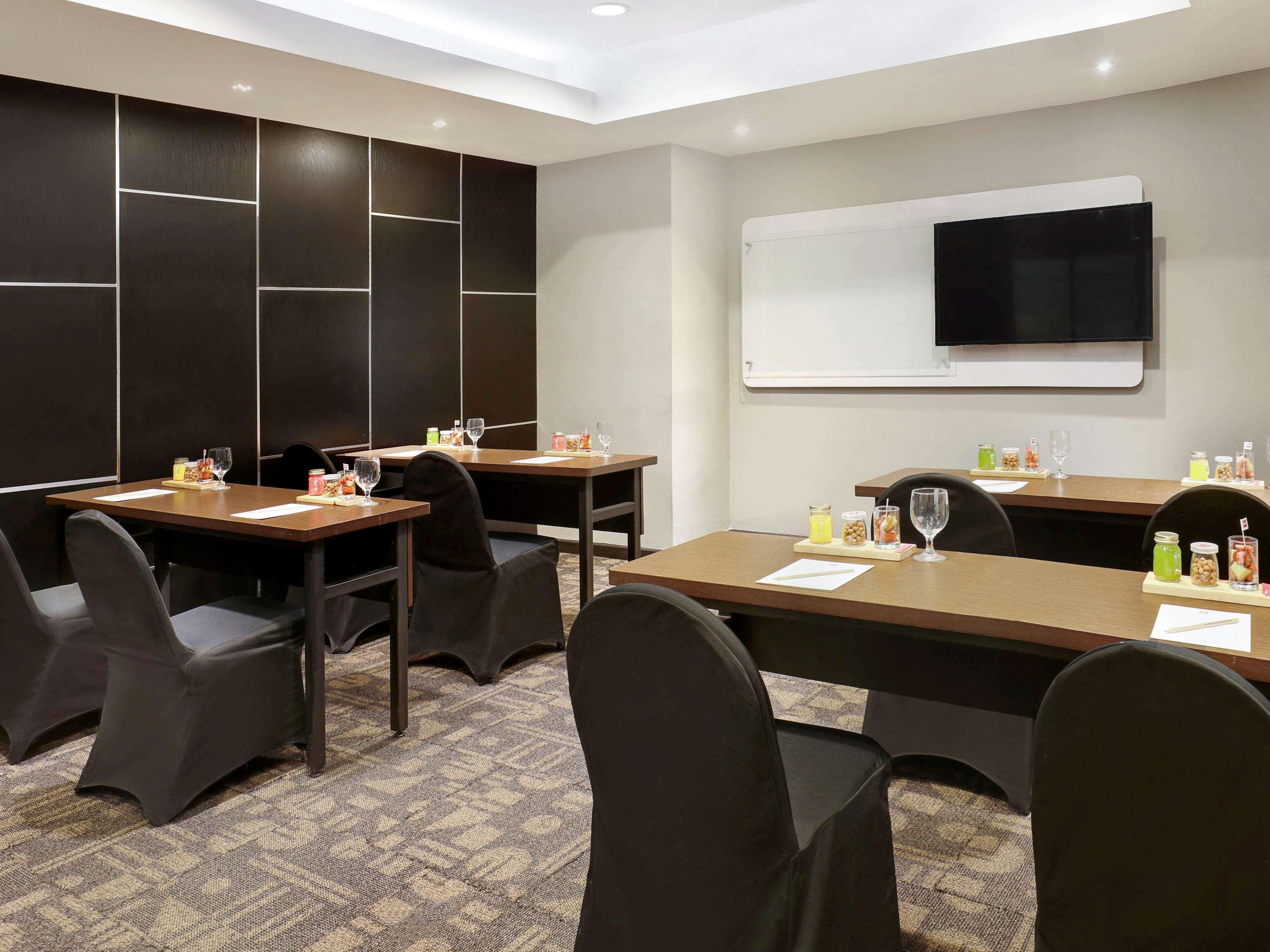 Ibis Malioboro Hotell Yogyakarta Eksteriør bilde