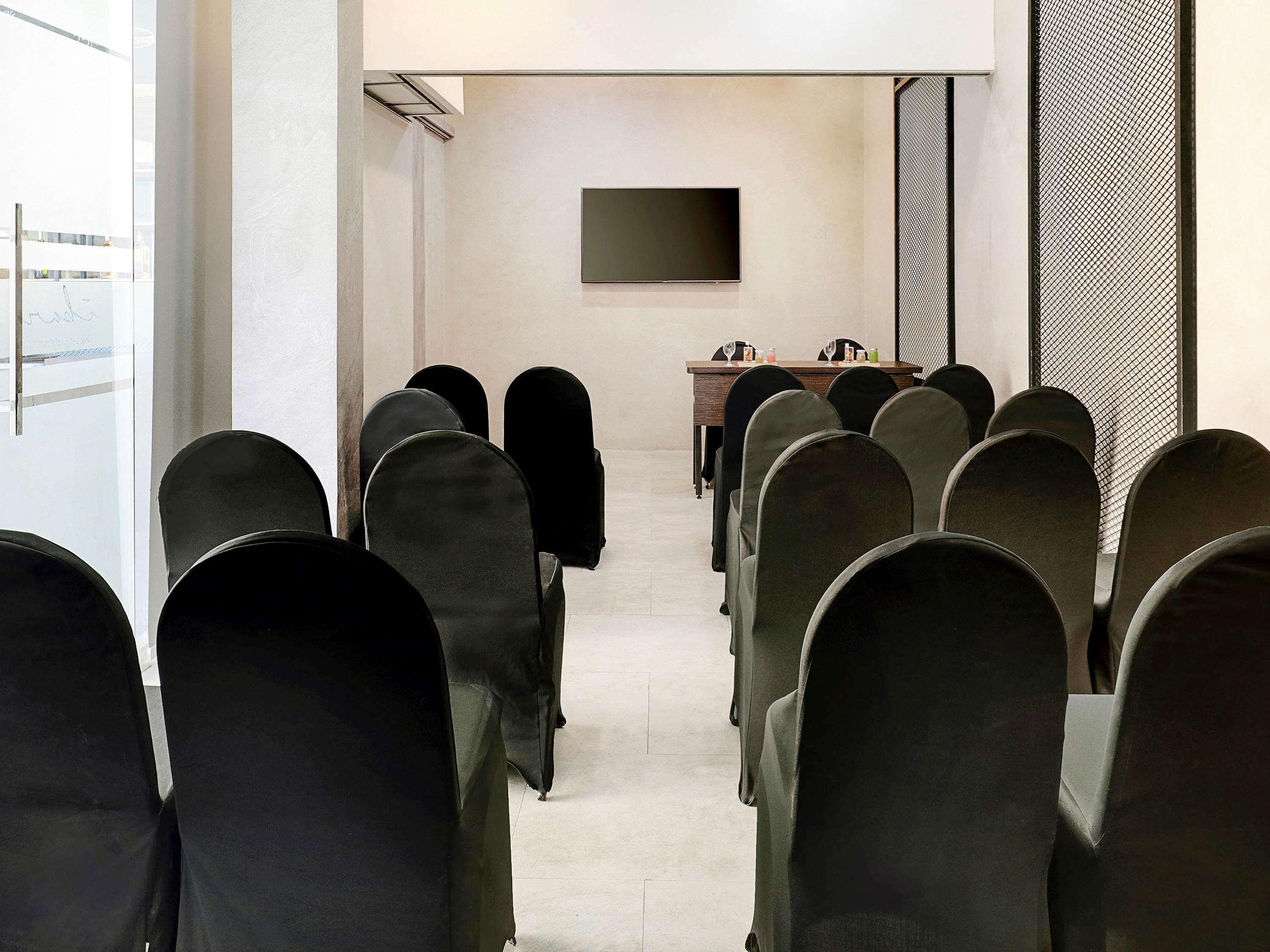 Ibis Malioboro Hotell Yogyakarta Eksteriør bilde