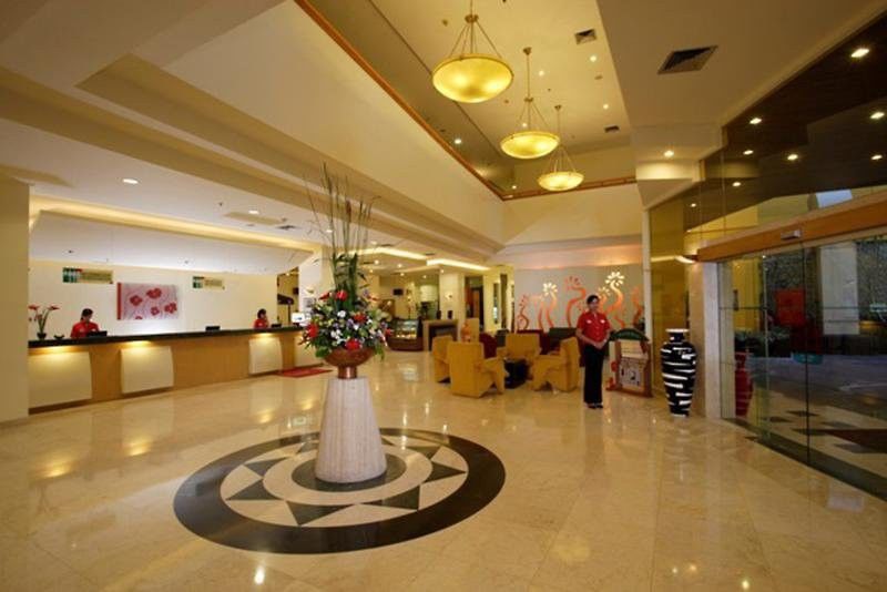Ibis Malioboro Hotell Yogyakarta Eksteriør bilde