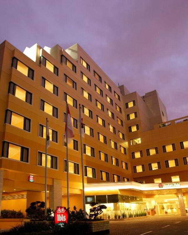 Ibis Malioboro Hotell Yogyakarta Eksteriør bilde