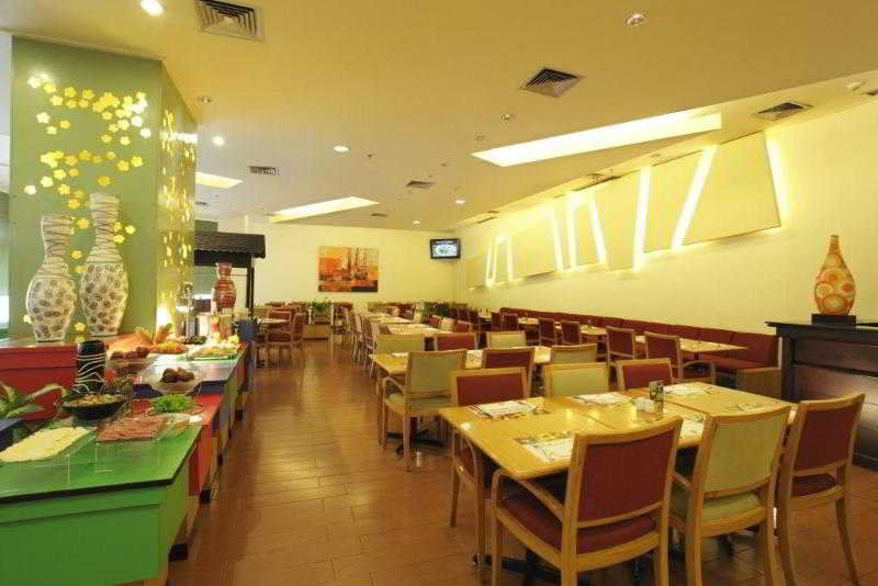 Ibis Malioboro Hotell Yogyakarta Eksteriør bilde