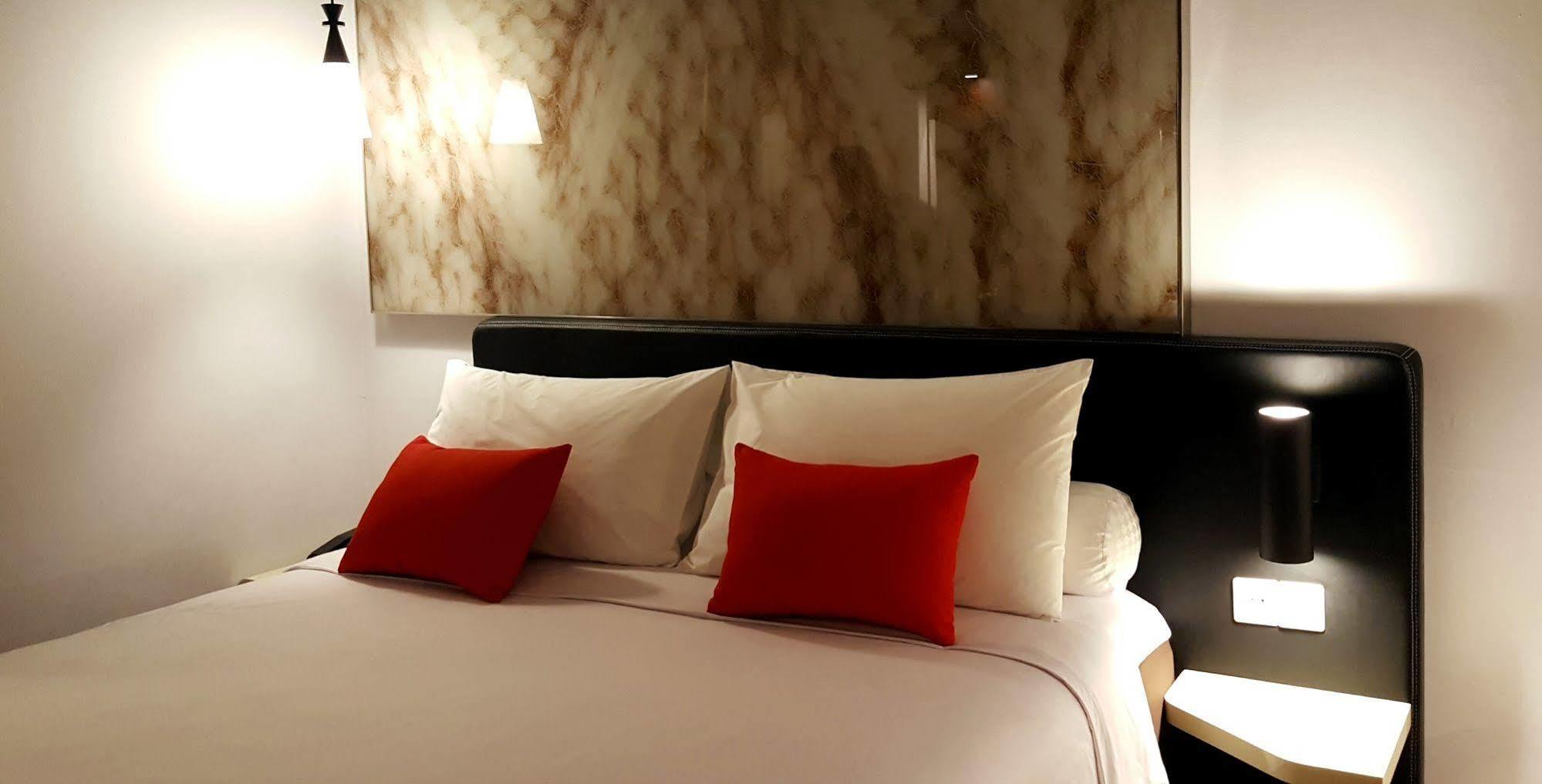 Ibis Malioboro Hotell Yogyakarta Eksteriør bilde