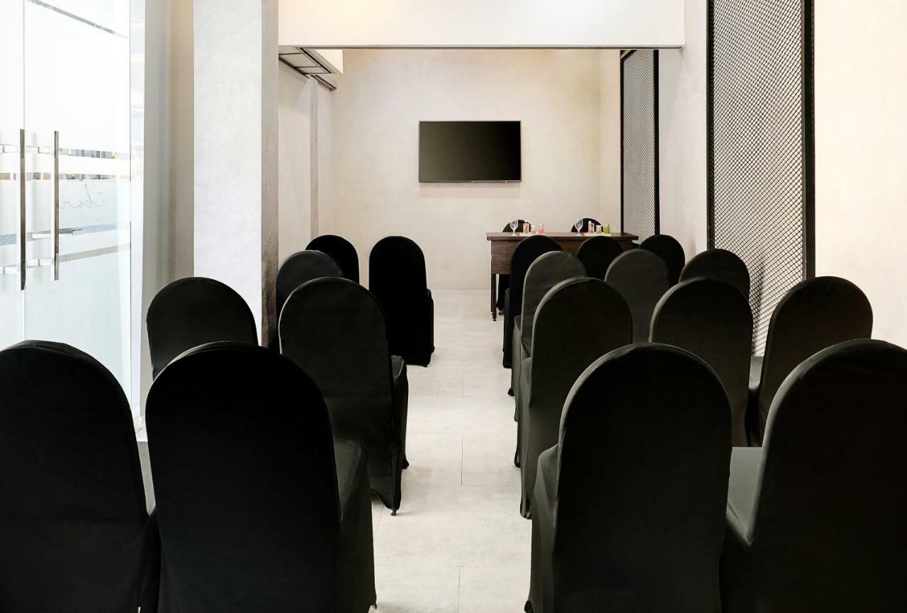 Ibis Malioboro Hotell Yogyakarta Eksteriør bilde
